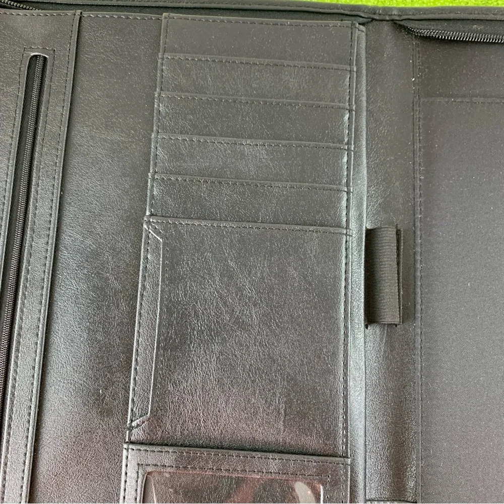 Leed’s Black portfolio Case.